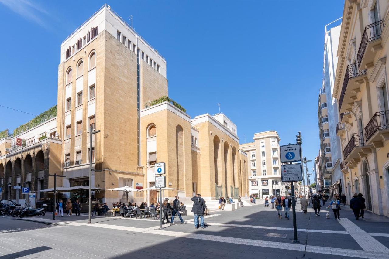 Bari Centrale Railway Station Apartment Exterior photo